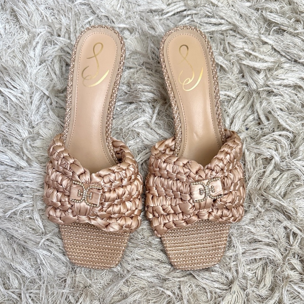 Sam Edelman Paisley Satin Logo Kitten Heel Mule Sandals in Ecru Ribbon Sz 9.5 - Picture 6 of 12